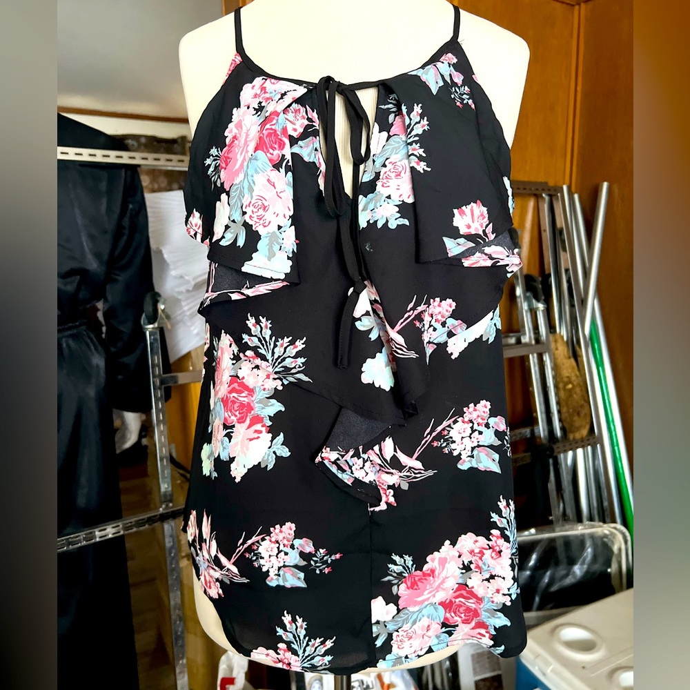 Floral top